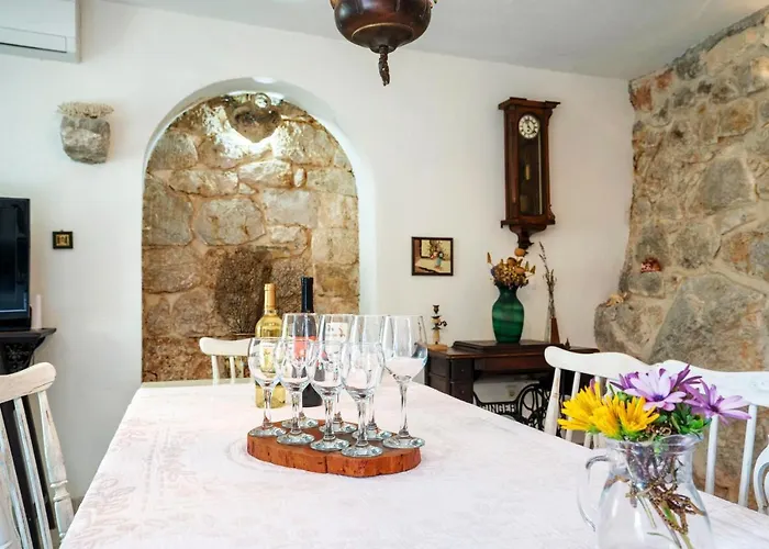 Alegra بيت للعطل *